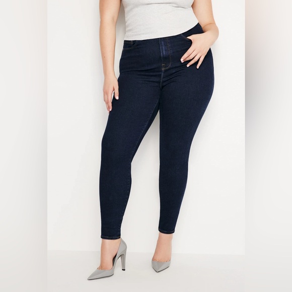 Good American Always Fits Good Legs Skinny Jeans - Picture 9 of 14